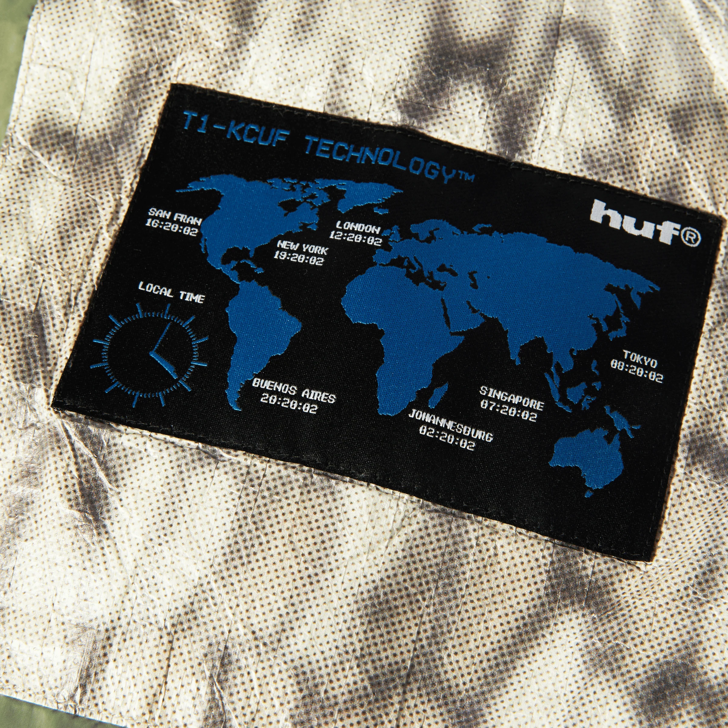 89 Warped Camo Tyvek Puffer - Image 6